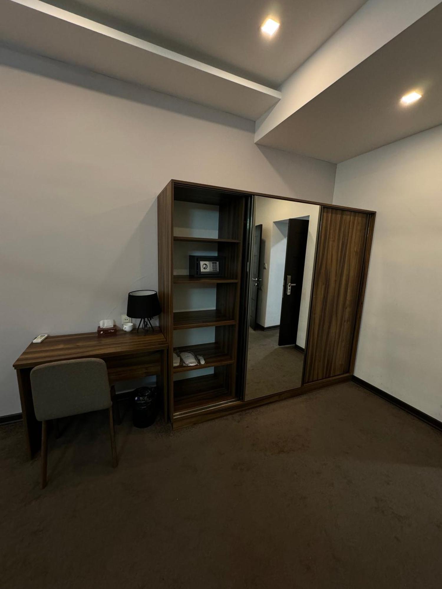 Moscow Boutique Hotel Yerevan Exterior foto