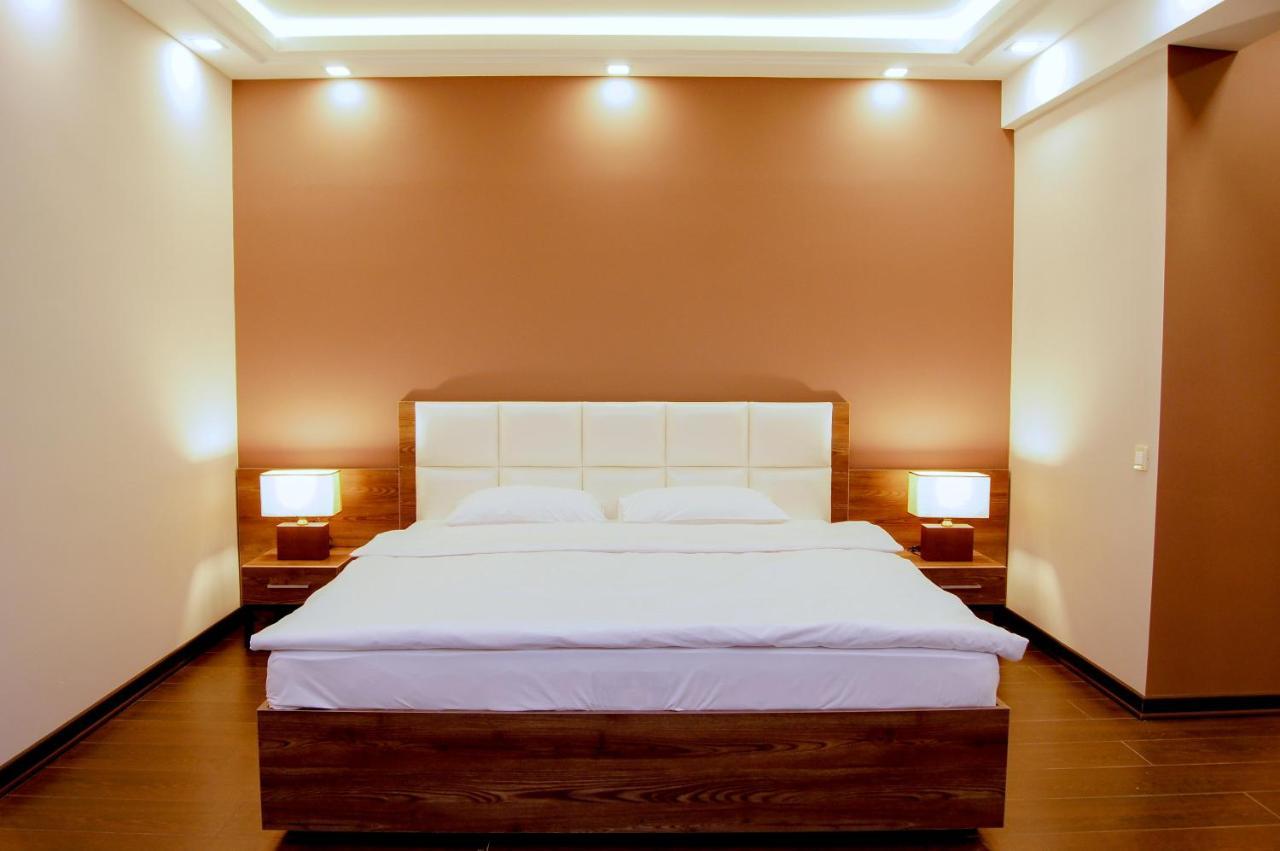 Moscow Boutique Hotel Yerevan Exterior foto