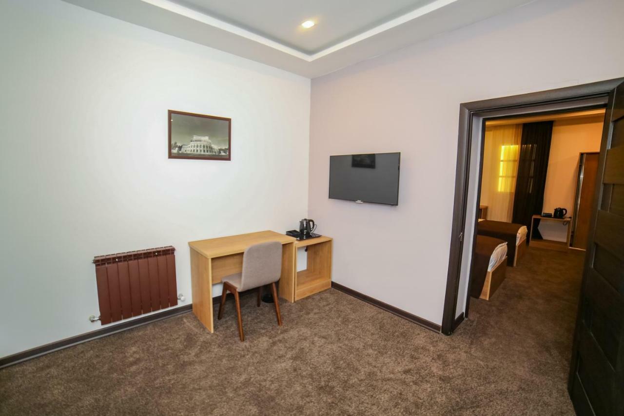 Moscow Boutique Hotel Yerevan Exterior foto