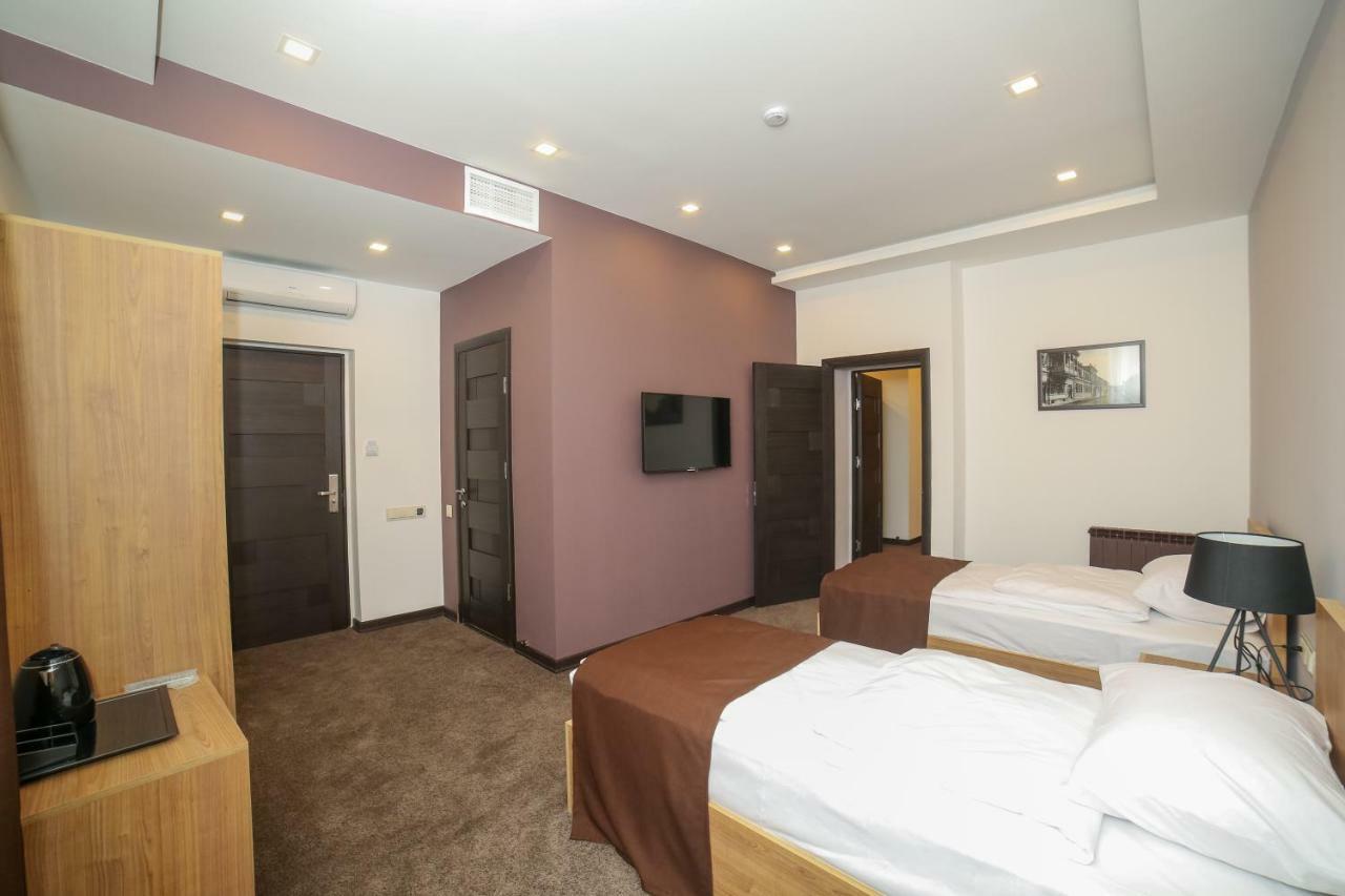 Moscow Boutique Hotel Yerevan Exterior foto